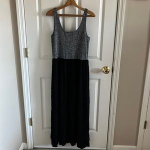 LOFT Outlet Grey & Black Maxi Dress Size XS/S